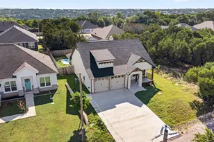 4825 Wichita St, Granbury, TX 76048 - Photo 3
