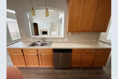 1055 Heathrow Drive, Frisco, TX 75036 - Photo 5