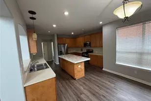 1055 Heathrow Dr, Frisco, TX 75036 - Photo 7