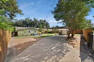 12135 Oberlin Dr, Dallas, TX 75243 - Photo 25