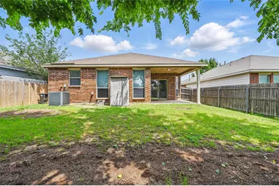 7464 Maroon Drive, Fort Worth, TX 76120 - Photo 15