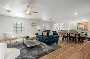 2518 Hightrail Dr, Carrollton, TX 75006 - Photo 13