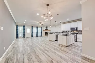 5420 Meandering Road, River Oaks, TX 76114 - Photo 13