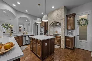 1400 Eleanor Rigby Ln, Mansfield, TX 76063 - Photo 5