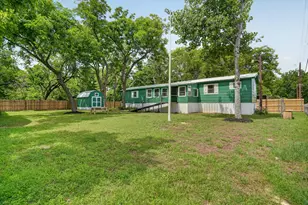 5469 Lake Granbury Trail, Granbury, TX 76048 - Photo 39