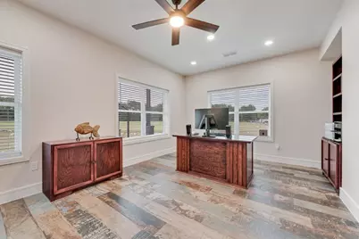 11167 Plainview Road, Krum, TX 76249 - Photo 33