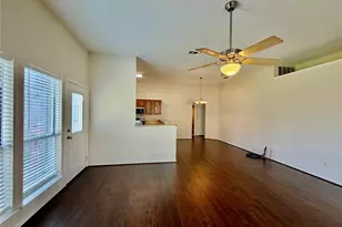 1302 Old Knoll Dr, Wylie, TX 75098 - Photo 5