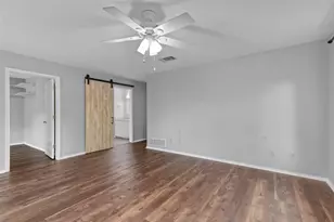 2002 Emerson Ln, Denton, TX 76209 - Photo 17