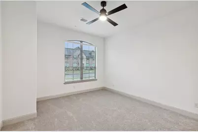 7043 Granbury Lane, Grand Prairie, TX 75054 - Photo 11