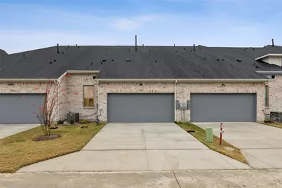 7043 Granbury Lane, Grand Prairie, TX 75054 - Photo 23