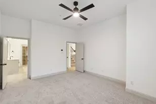7043 Granbury Ln, Grand Prairie, TX 75054 - Photo 13