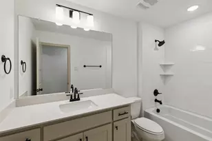 7043 Granbury Ln, Grand Prairie, TX 75054 - Photo 21