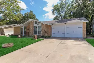 4924 Melinda Dr, Forest Hill, TX 76119 - Photo 3