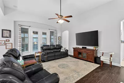 10909 Smithville Place, McKinney, TX 75071 - Photo 11