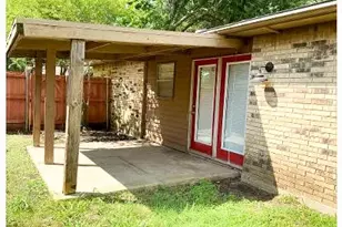 2833 Emberwood Dr, Garland, TX 75043 - Photo 13