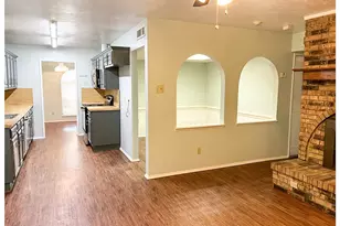 2833 Emberwood Dr, Garland, TX 75043 - Photo 3
