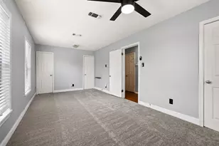 204 E Avenue D, Garland, TX 75040 - Photo 7