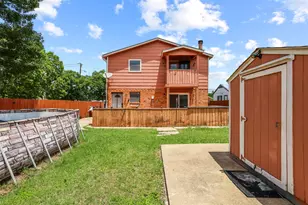 204 E Avenue D, Garland, TX 75040 - Photo 29