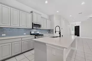7617 Regal Ln, North Richland Hills, TX 76180 - Photo 9