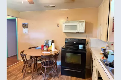 110 Yorke Street, Mt Pleasant, TX 75455 - Photo 17