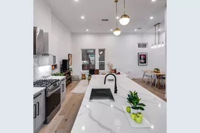 4208 Live Oak Street #105, Dallas, TX 75204 - Photo 3