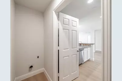 4503 Mexicana Road, Dallas, TX 75212 - Photo 15