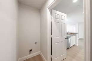 4503 Mexicana Rd, Dallas, TX 75212 - Photo 15
