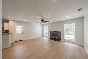 4503 Mexicana Rd, Dallas, TX 75212 - Photo 7