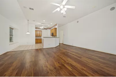 7806 Quiet Waters Drive, Arlington, TX 76016 - Photo 11