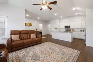 1016 Eastland Ln, Aubrey, TX 76227 - Photo 5