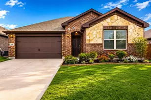 1016 Eastland Ln, Aubrey, TX 76227 - Photo 1
