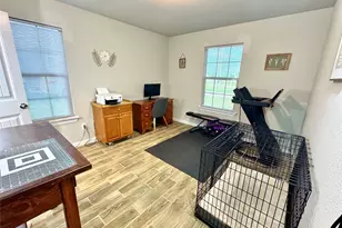 124 Oakwood St, Chico, TX 76431 - Photo 23