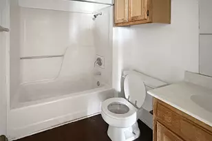 922 Fannin St, Denton, TX 76201 - Photo 9
