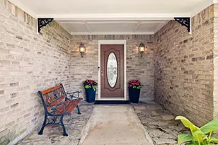 2253 Farrington Ln, Hurst, TX 76054 - Photo 3