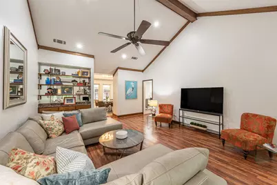 2253 Farrington Lane, Hurst, TX 76054 - Photo 9