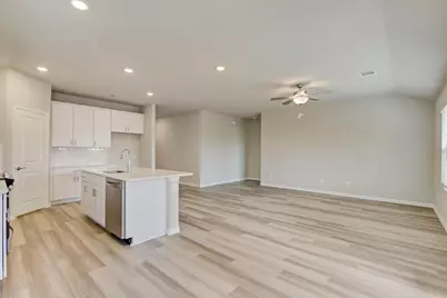 240 Teton Street, Greenville, TX 75402 - Photo 5