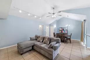 7254 Pineberry Rd, Dallas, TX 75249 - Photo 9