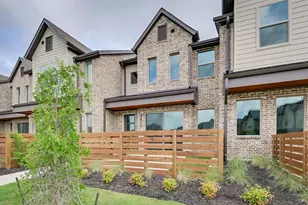 2620 La Cala Dr, Grand Prairie, TX 75054 - Photo 3