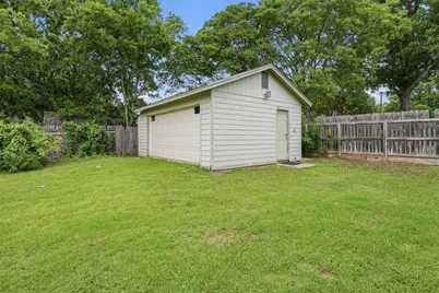 4902 Boquillas Court, Granbury, TX 76049 - Photo 33