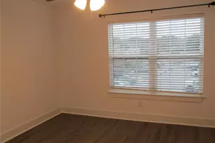 818 W Collins St, Denton, TX 76201 - Photo 13