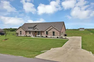 189 Lonicera Ln, Paradise, TX 76073 - Photo 3