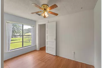 829 W 9th Street, Bonham, TX 75418 - Photo 21
