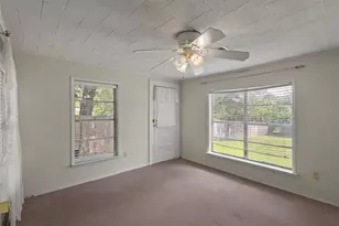 829 W 9th St, Bonham, TX 75418 - Photo 11