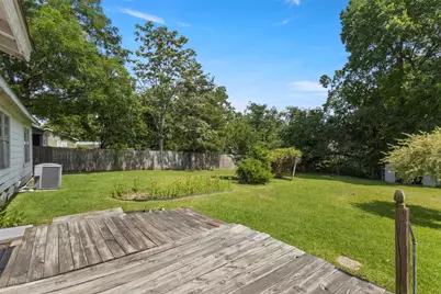 829 W 9th Street, Bonham, TX 75418 - Photo 27