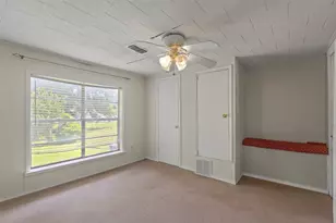 829 W 9th St, Bonham, TX 75418 - Photo 13