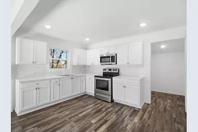 807 Adkins Street, Bowie, TX 76230 - Photo 5