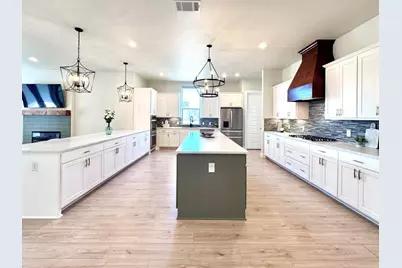 2402 Amesbury Drive, Midlothian, TX 76065 - Photo 5