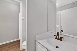 9809 Matchpoint Pl, Dallas, TX 75243 - Photo 9