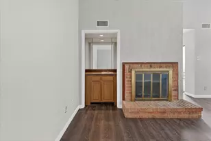 9809 Matchpoint Pl, Dallas, TX 75243 - Photo 5