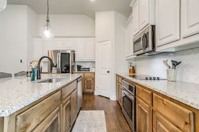 9932 Chaparral Pass, Fort Worth, TX 76126 - Photo 21